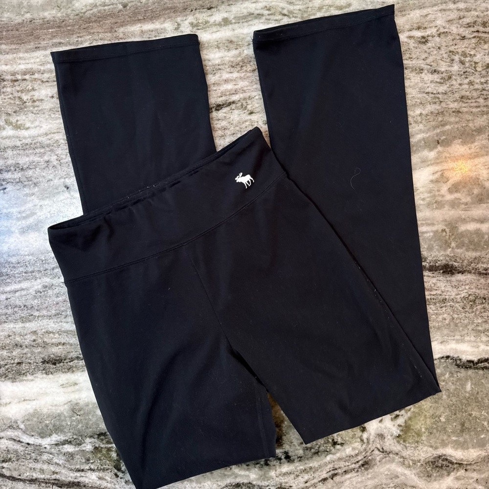 Abercrombie Kids Black Flare Leggings Girls Size Large 15/16